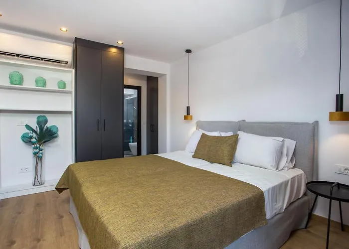 Urban Colours * Rhodes City